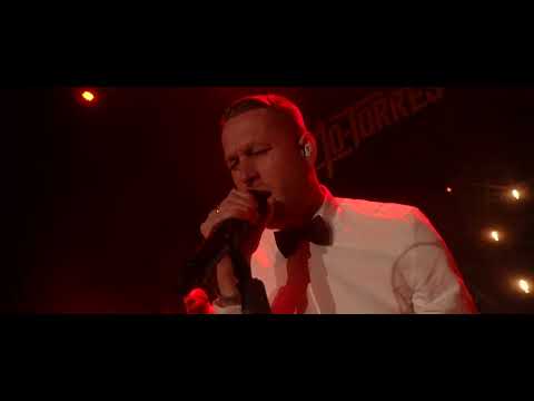 Mo-Torres - Feuerrote Nikes (Live bei der Unplugged Tour 2022)