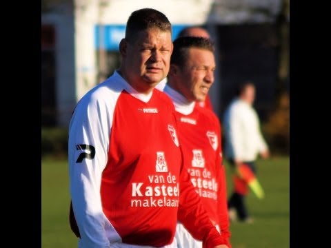 voetbalwedstrijd Internos 9 - Rood-Wit 6
