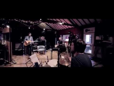 download lagu mp3 mp4 Charlie Simpson Live, download lagu Charlie Simpson Live gratis, unduh video klip Charlie Simpson Live