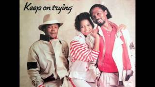 Download lagu Freeway - Keep On Trying (SA 198?) mp3