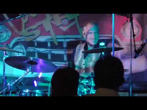 Cagey Strings 2019 in Buchloe - Wipe Out