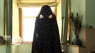 Halala: The Men Who Sell Divorce - BBC News
