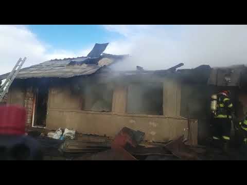 Incendiu la o casă din satul Măgura, comuna  Tomșani . O femeie a fost găsită carbonizată