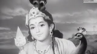 Azhagan Muruganidam Aasai Veithaen Song - Panjavarna Kili