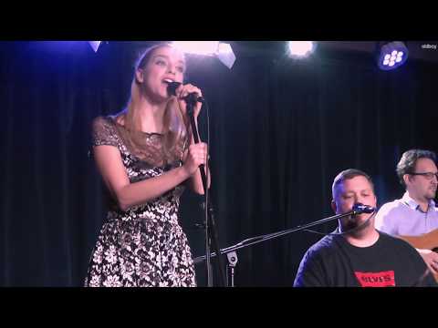 Cimbaliband és Danics Dóra - Csángó