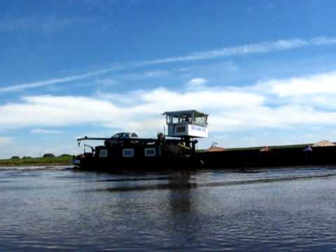 Vorbeifahrt Binnenschiff Helga - GMS - 04024100