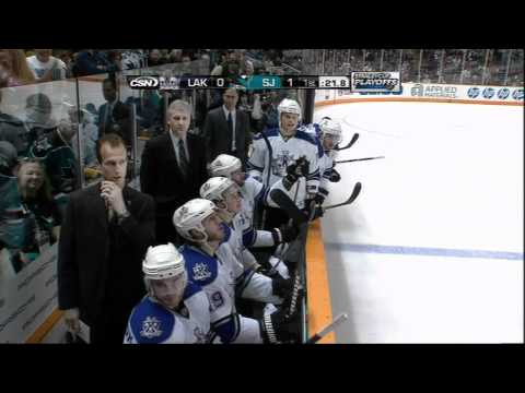 Eager fight, chirping between Sharks and Kings