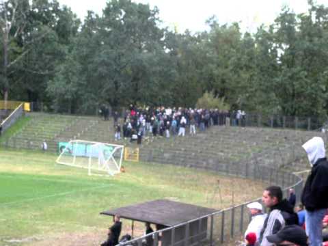 Hutnik Warszawa - Radomiak Radom - doping kibiców gości (15.10.2011)