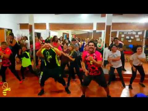Metela Sacala - El Chevo / Zumba