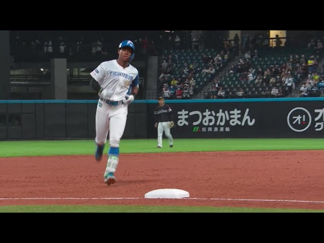 【3回裏】本日チーム3本目!! ファイターズ・万波中正 バックスクリーンへのソロホームラン!! 2023年3月22日 北海道日本ハムファイターズ 対 福岡ソフトバンクホークス