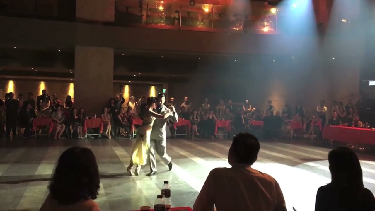 Javier Rodríguez & Fátima Vitale dance Pedro Laurenz's Abandono