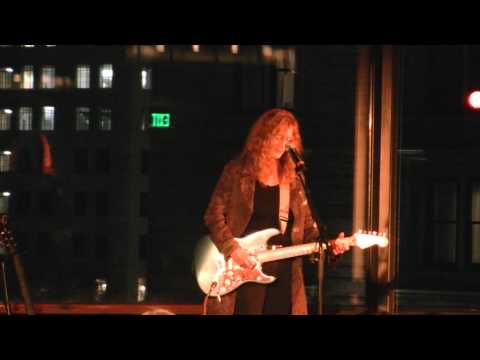 Patty Larkin in Boston on Oct 23, 2010