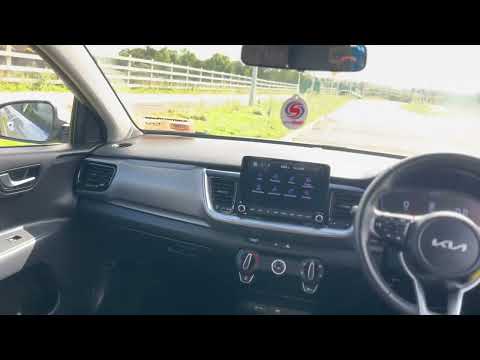 Kia Stonic 1.0 K2 EXCELLENT CONDITION! - Image 2