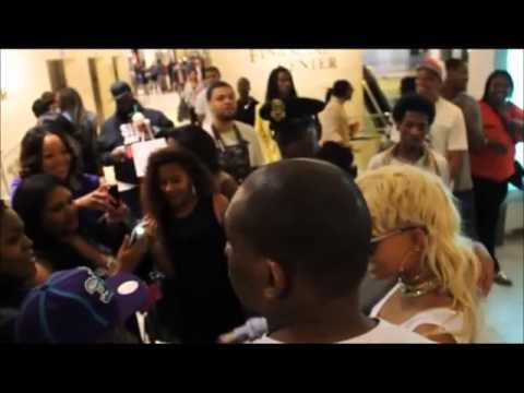 Tiffany Foxx - VLOG 1 (Lil Kim's artist)