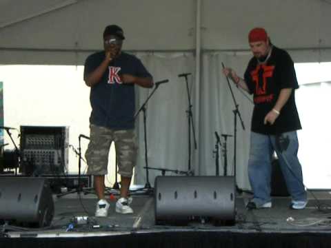 Kayo Marbilus  live at Belconnen Festival