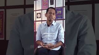 Download lagu “Diam! Jangan nangis. Buat malu je nangis depan orang. Awak tu anak lelaki” mp3