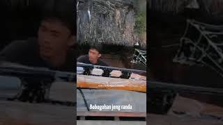 Download lagu Kekeuh Kabogoh Abi Randa 😜 #cctvjalurgentong #story #viral #shortvideo mp3