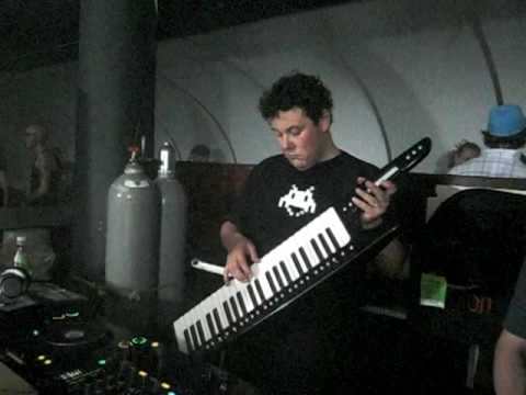 Joachim Garraund with his guitar @ Match Club, MUC