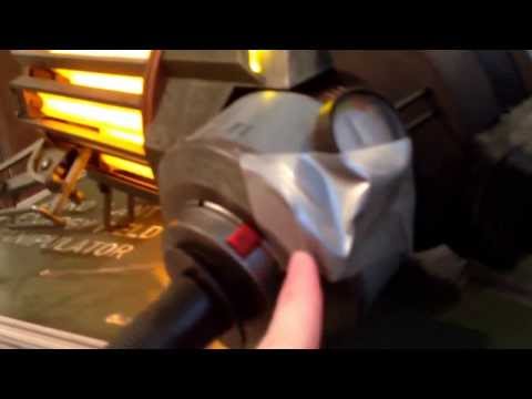 NECA Half-Life 2 Gravity Gun Review