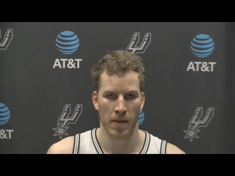 Jakob Poeltl speaks postgame after tying career high with 20 points in 120-104 win over Bulls