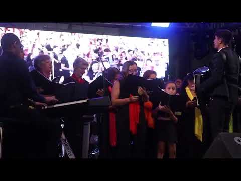 Canção oficial do Natal Luz de São Gonçalo do Sapucaí…