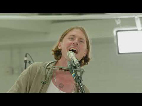 The Dead Tongues - Peaceful Ambassador (Live on Window Music)