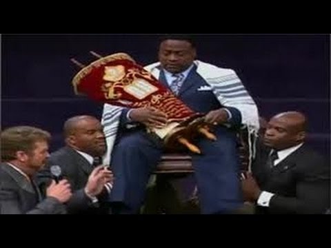 Bishop Eddie Long crowned King