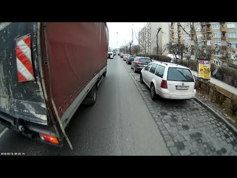 IZV-778 Centizés - Close pass