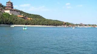 Video : China : Views of the Summer Palace 頤和園 lake, BeiJing