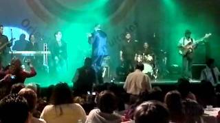 Reyli Barba - La Que Se Fue (en Vivo)