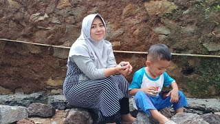 Download lagu KISAH PILU TEH SUSI JANDA CANTIK SEDERHANA MODAL NEKAD INGIN MERENOVASI RUMAHNYA YANG HAMPIR ROBOH mp3 Download lagu KISAH PILU TEH SUSI JANDA CANTIK SEDERHANA MODAL NEKAD INGIN MERENOVASI RUMAHNYA YANG HAMPIR ROBOH mp3