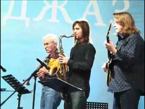 Alex Rostotsky feat. Billy Cobham - "African village"