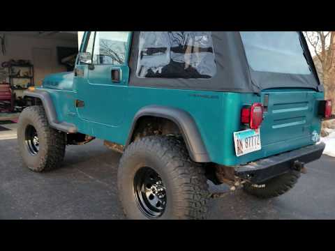 Jeep Wrangler YJ Softopper soft top.