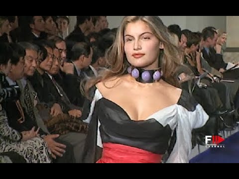 VIVIENNE WESTWOOD Spring 1999 Paris - Fashion Channel
