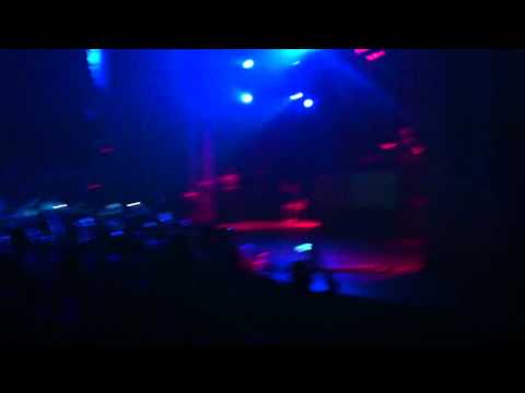 Showtek @ Grove of Anaheim - Mush Mush Bassjackers Mashup