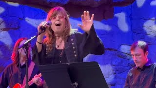 Susan Cowsill “To Sir with Love” The Cowsills LIVE! | Heartfelt Tribute to 60s Classic Lulu