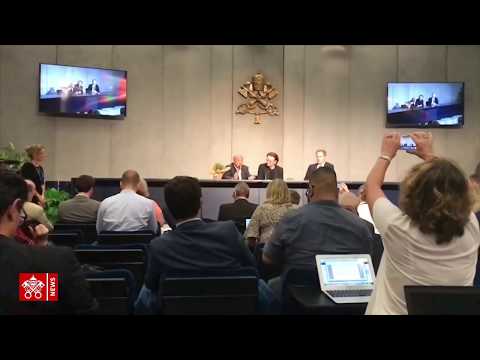 Bono Vox visita al Papa y apoya a Scholas