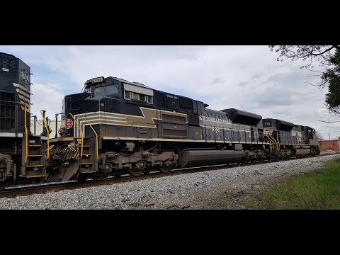 NS SD70ACe #1174 Leads 378 w/ 1066 Trailing 2nd