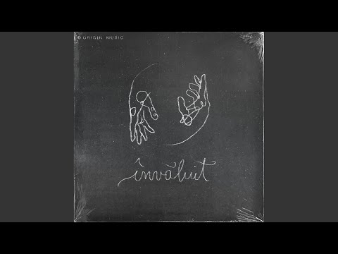 Învăluit (feat. Maria Pălărie)