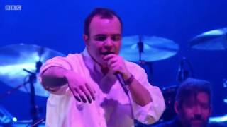 Future Islands Live - 6 Music Festival 2017