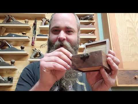 Making an OLD SCHOOL MUSIC BOX from Walnut Scraps