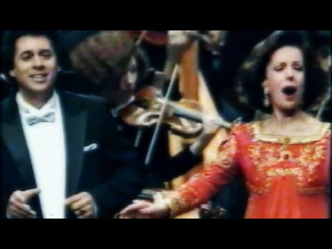 Raina Kabaivanska & César Hernández - Bimba dagli occhi pieni di malia (PAVAROTTI PLUS, NY, 1992)