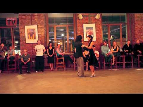 Mila Vigdorova & Rodrigo Fonti, Moscow, Russia, Milonga "El Colectivo" 4 April 2011