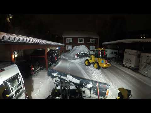 Volvo l60h Plowing snow with YPV multi U-plow PART 47