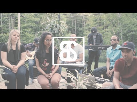 Vers Toi Seigneur video