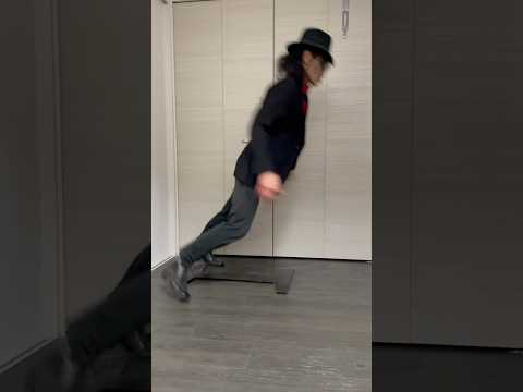 No Gravity 🕴🏿2️⃣. #michaeljackton #moonwalk #kingofpop #neverland #mj #michaeljackson