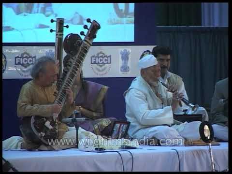 Pandit Ravi Shankar on Sitar, Ustad Bismillah Khan on Shehnai : standing ovation, rare performance