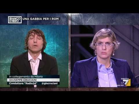 Giuseppe Cruciani su presunte ladre Rom chiuse in gabbia: 'Ma quale razzismo? Solo uno scherzo'