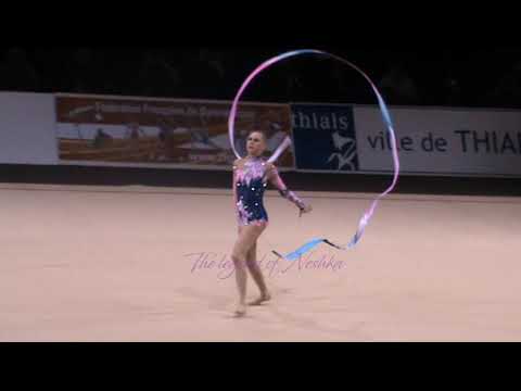 Hanna RABTSAVA (BLR) ribbon - 2010 Thiais senior AA