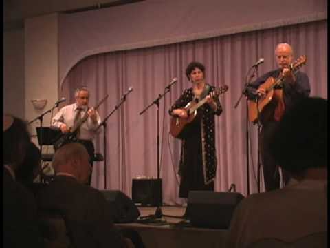 Robyn Helzner Trio - Mirembe